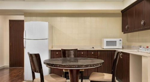Ramada by Wyndham Dammam Khaleej Road image 19