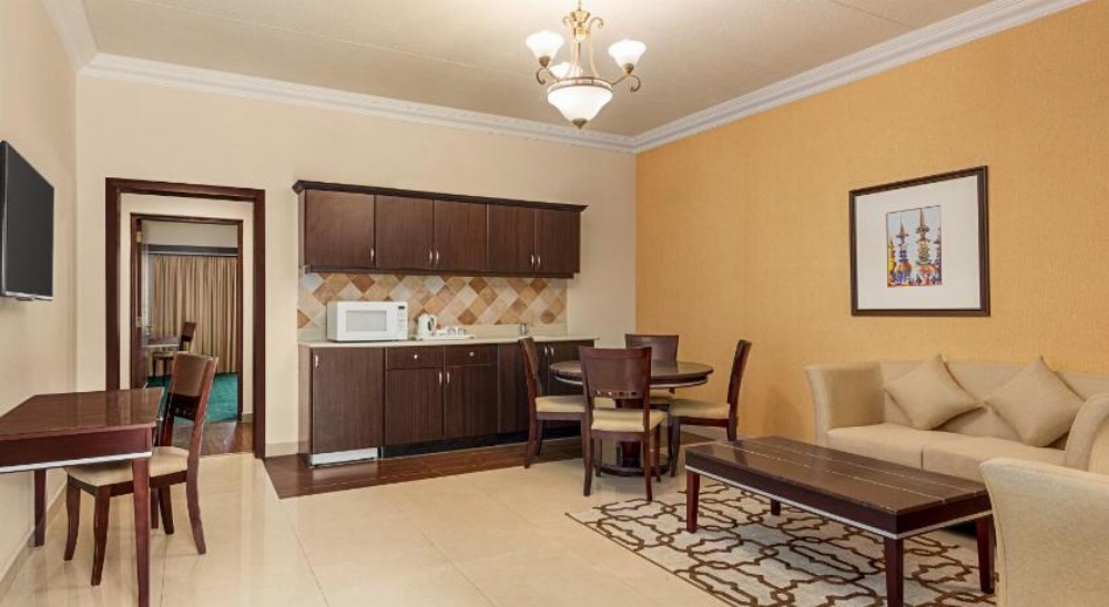 Ramada by Wyndham Dammam Khaleej Road Image 26
