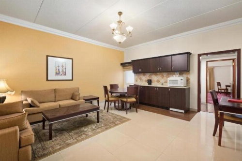 Ramada by Wyndham Dammam Khaleej Road image 36